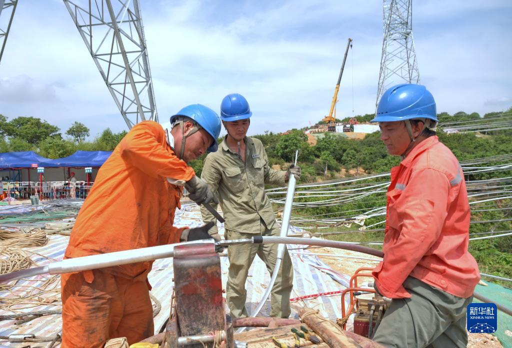 免费炸三张金花游戏下载